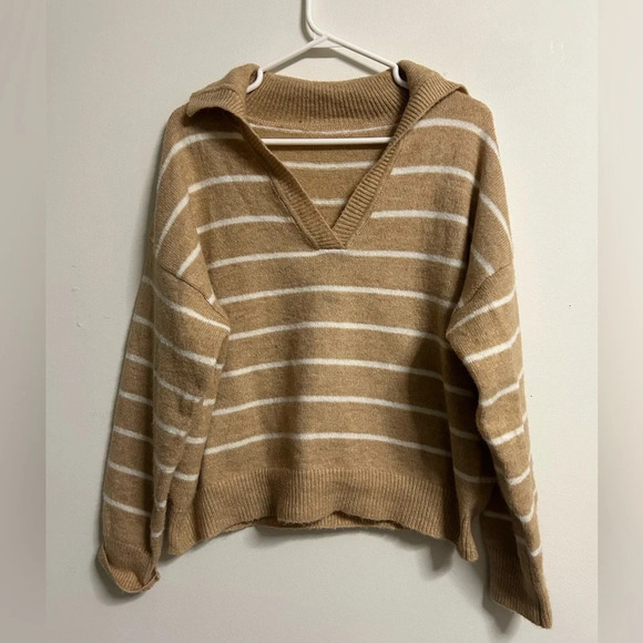SHEIN Tops - Shein Brown & White  Knit Sweater
